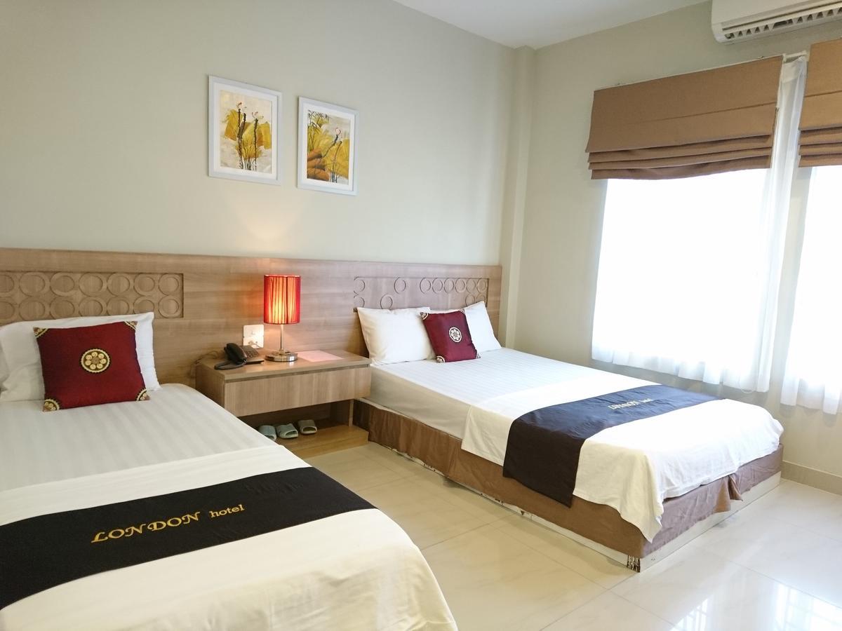 London Hotel Ha Long Exteriör bild